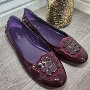 Vaneli patent leather Flats